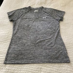 Under Armour Heat Gear Top - like new!